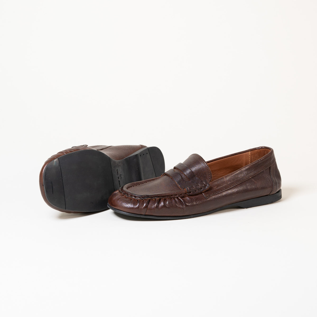 Mocassins KENDAL Montana 4002 — Patte découpée et fronces sur l'avant du pied